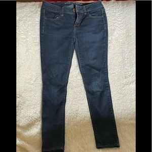 American Eagle Outfitters blue jeans size 2